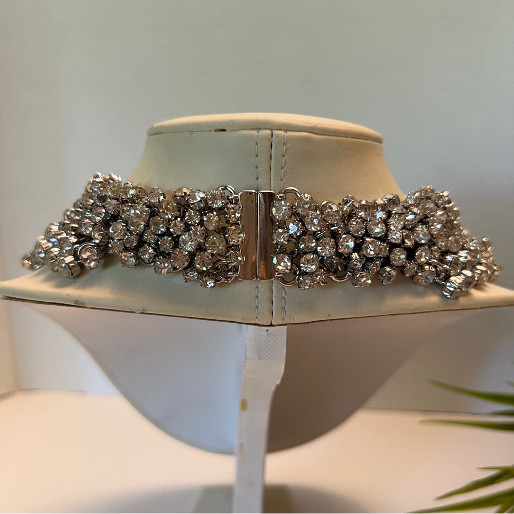 NWOT Designer Signed Natasha Sparkling Crystal Bib Choker Collar Necklace - Picture 5 of 8